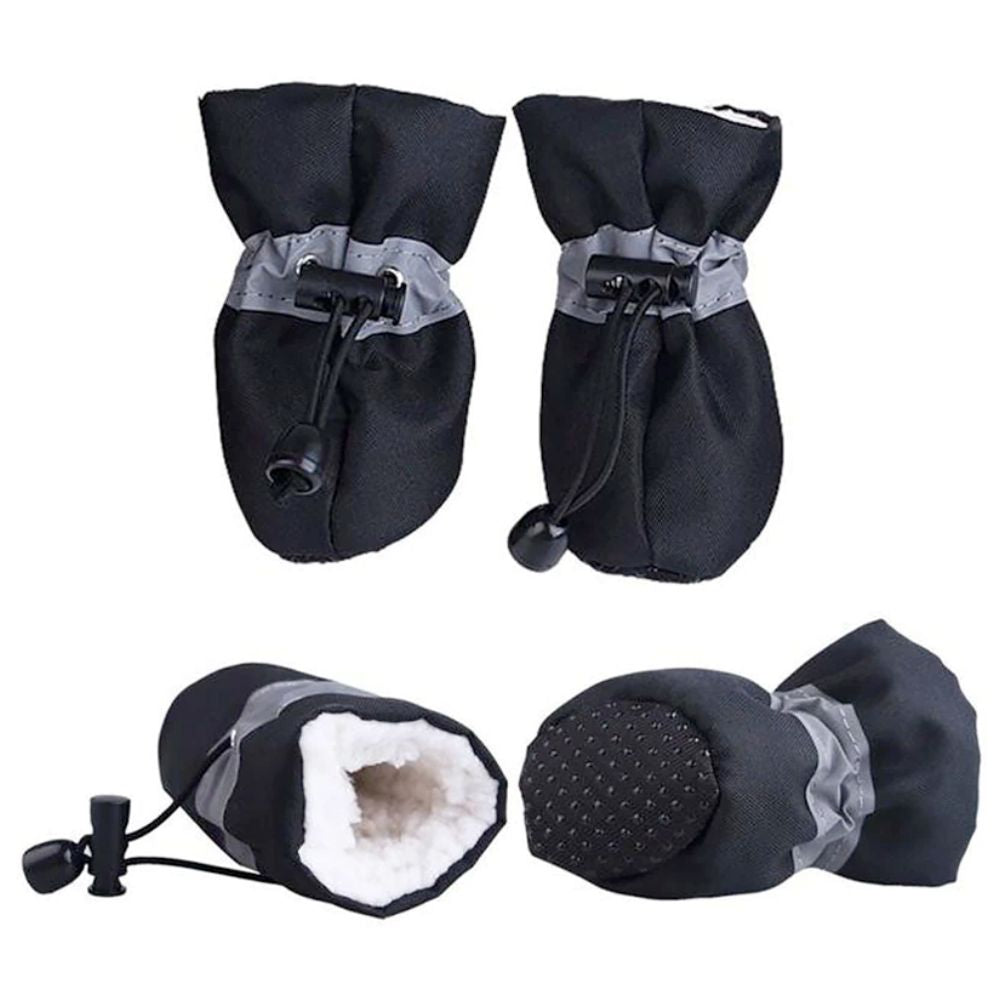 4-Piece Set of Shoes to Keep Your Dogs Warm During Winter