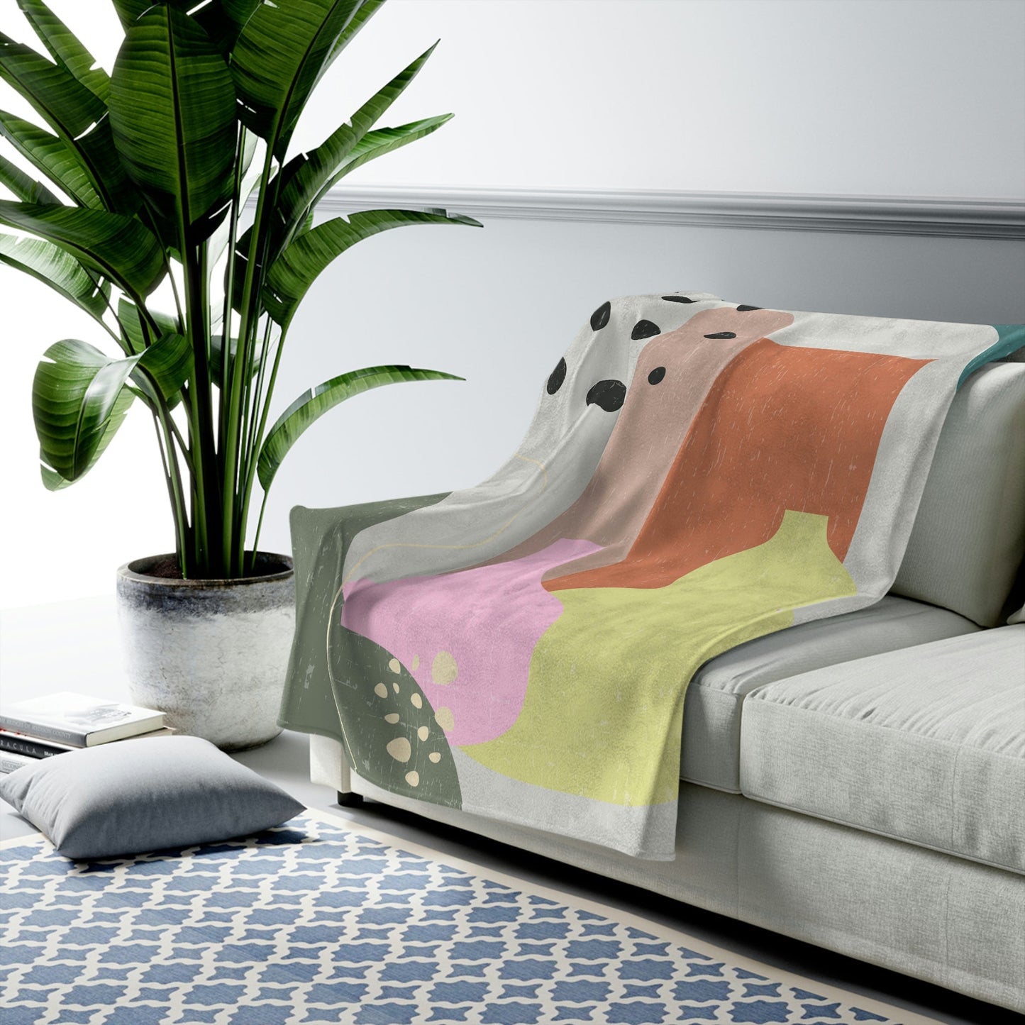 Abstract Vase Soft Throw Blanket