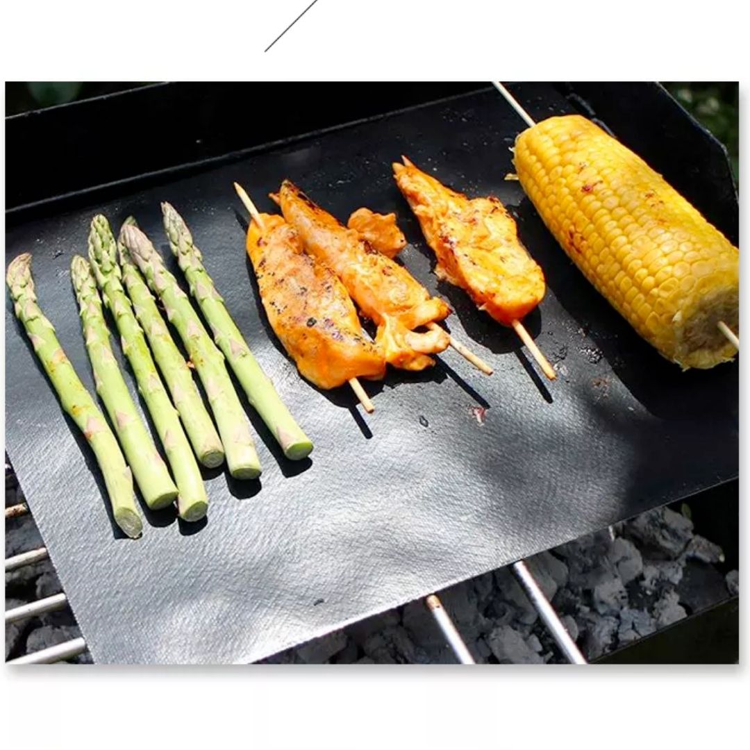 5-Piece Set of Nonstick Reusable Grill Mats for BBQ Meat