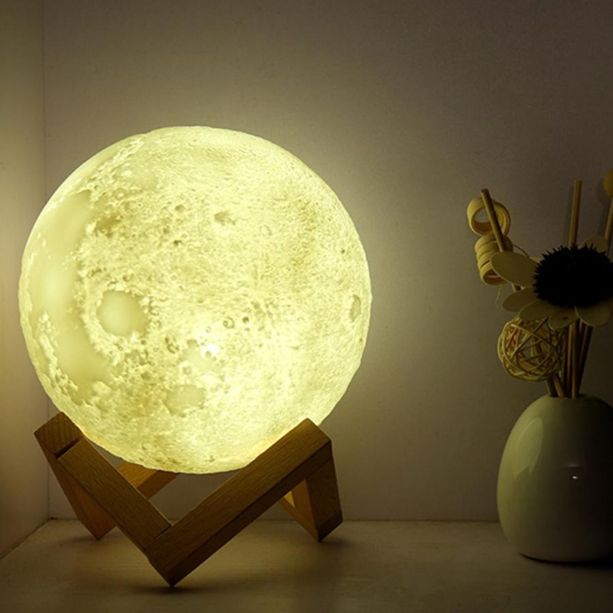 16 Colors Moon Lamp with Remote Touch Control