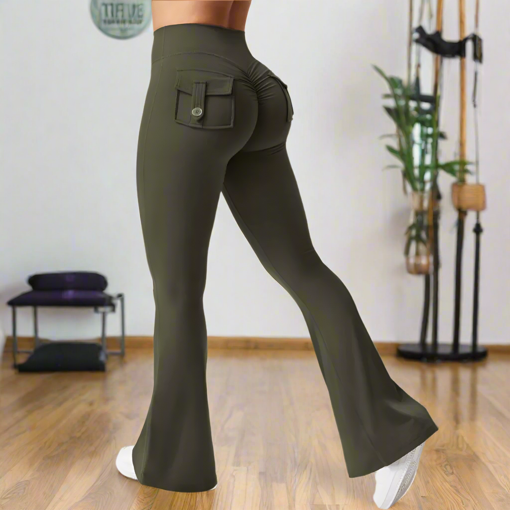 Yoga Leggings with Spacious Pockets for Wide Leg Movement