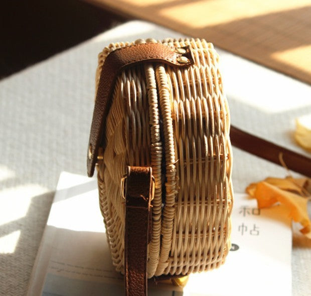 Straw Woven Circular Crossbody Purse