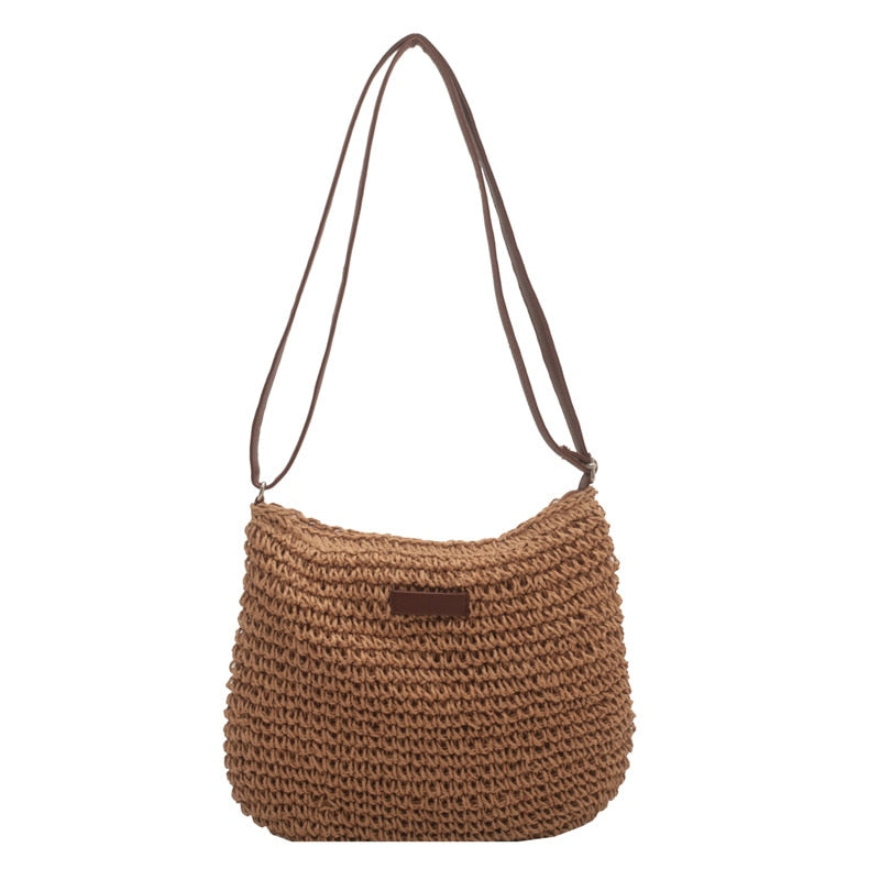 Summer Straw Shoulder Bag for a Relaxed Look
