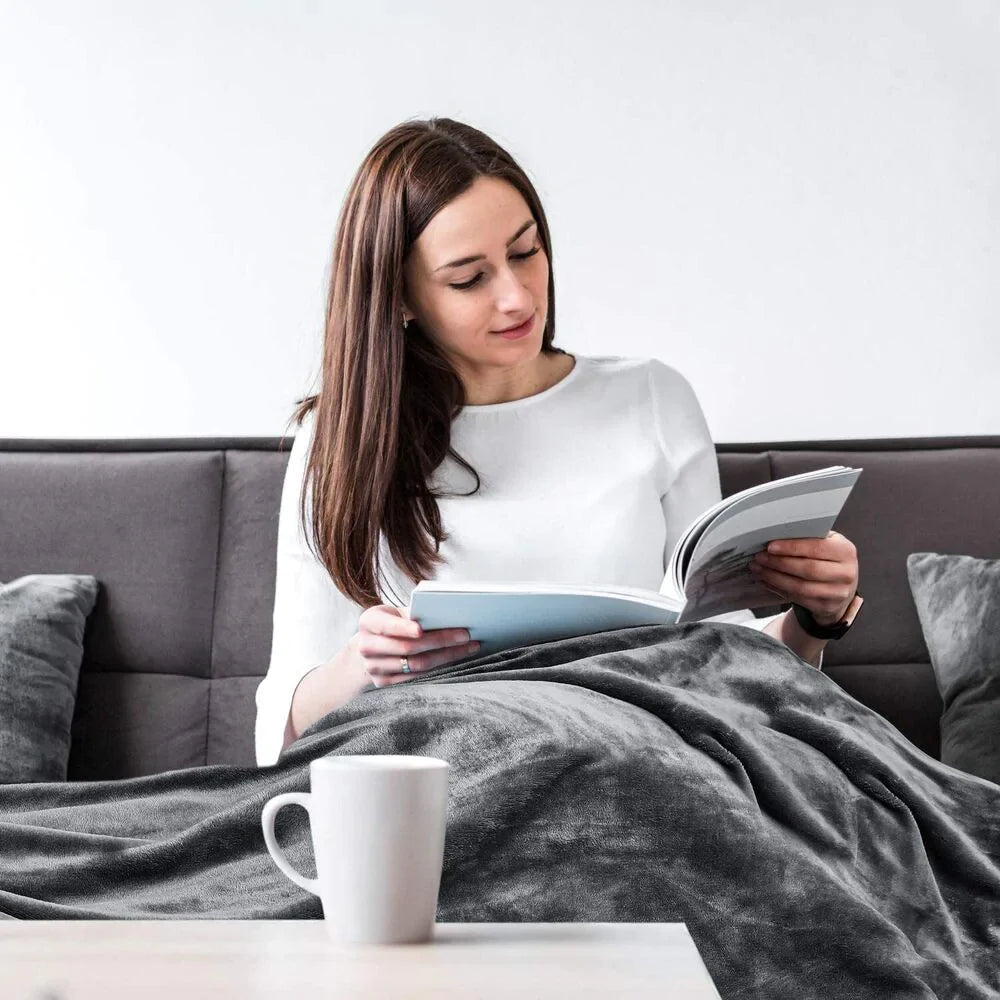 Velvet Plush Throw Blanket with Built-In Heating
