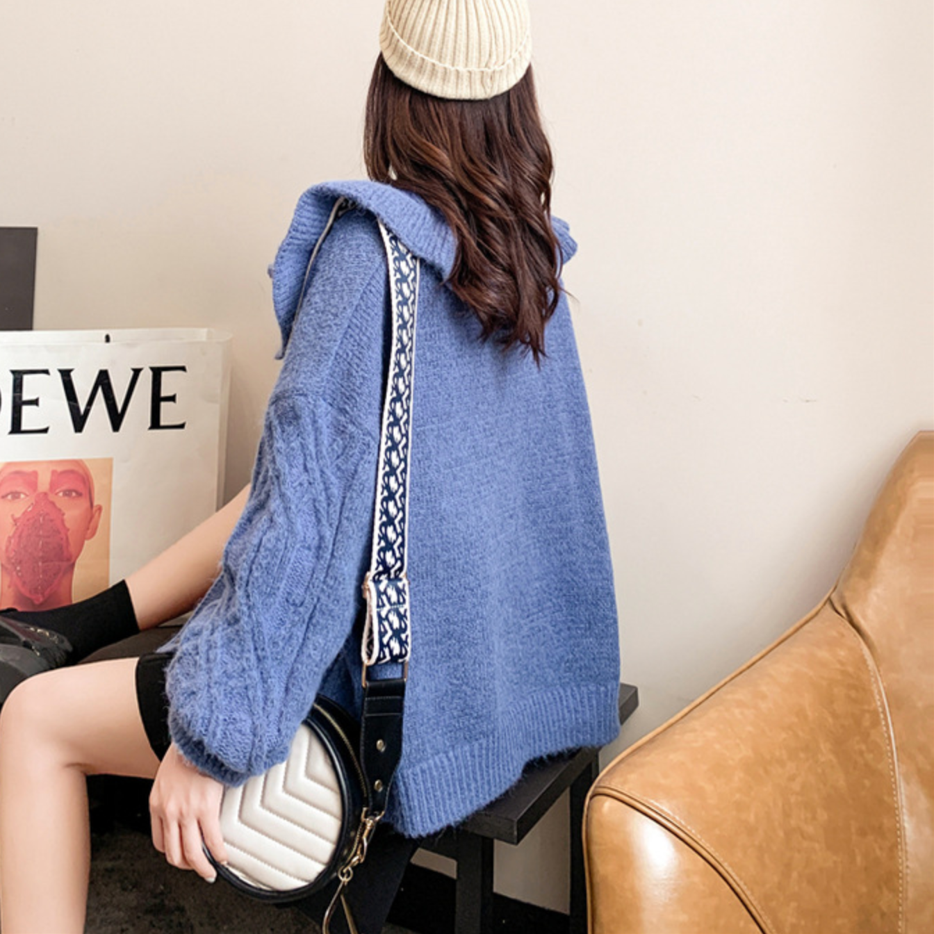 Ruffled Collar Ladies' Cardigan