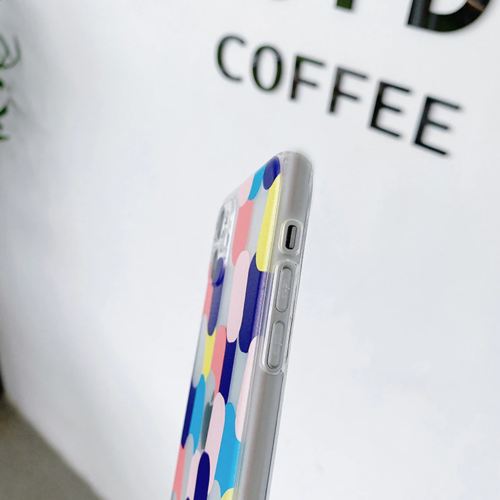 Colorful iPhone Case with Bracelet Chain - A Vibrant and Stylish Phone Accessory