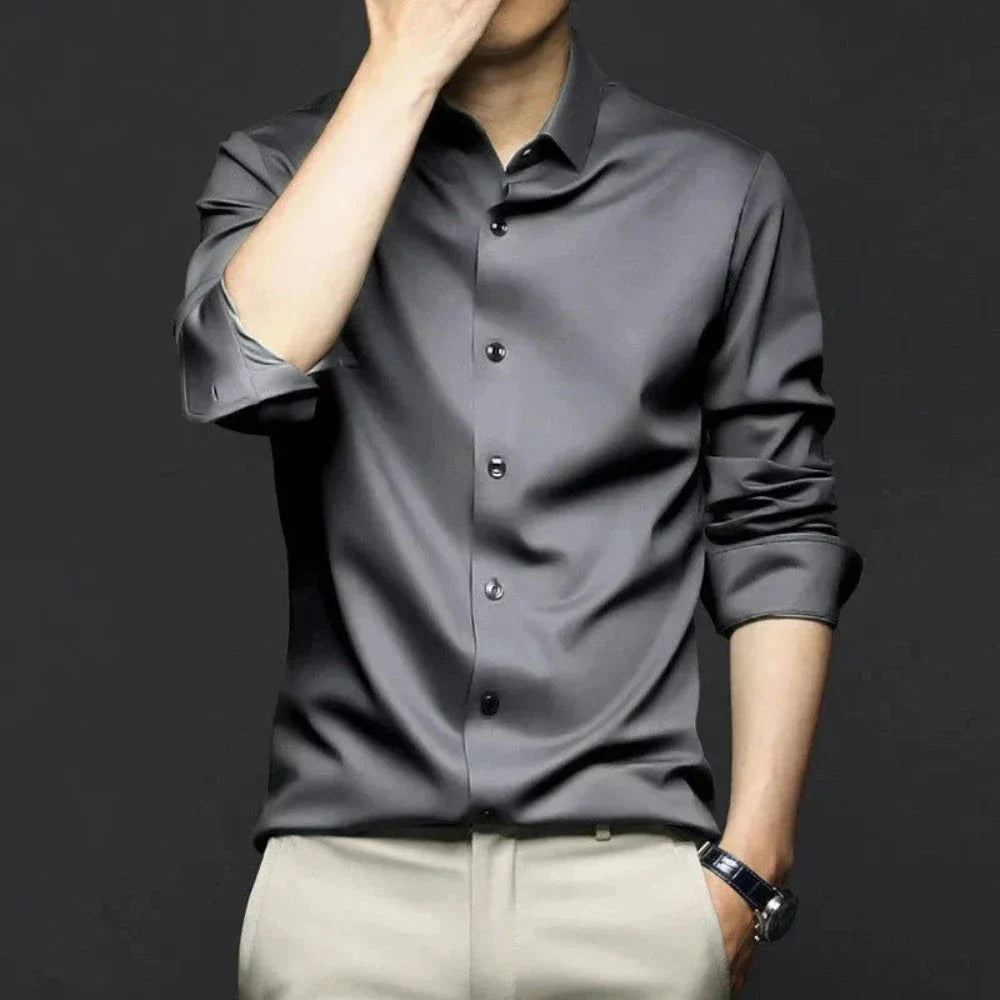 Wrinkle-Free Men's Shirt with Button Front
