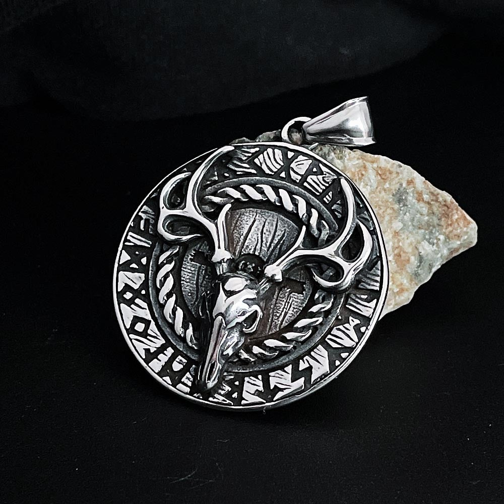 Antler Pendant Necklace with a Bold and Unique Design