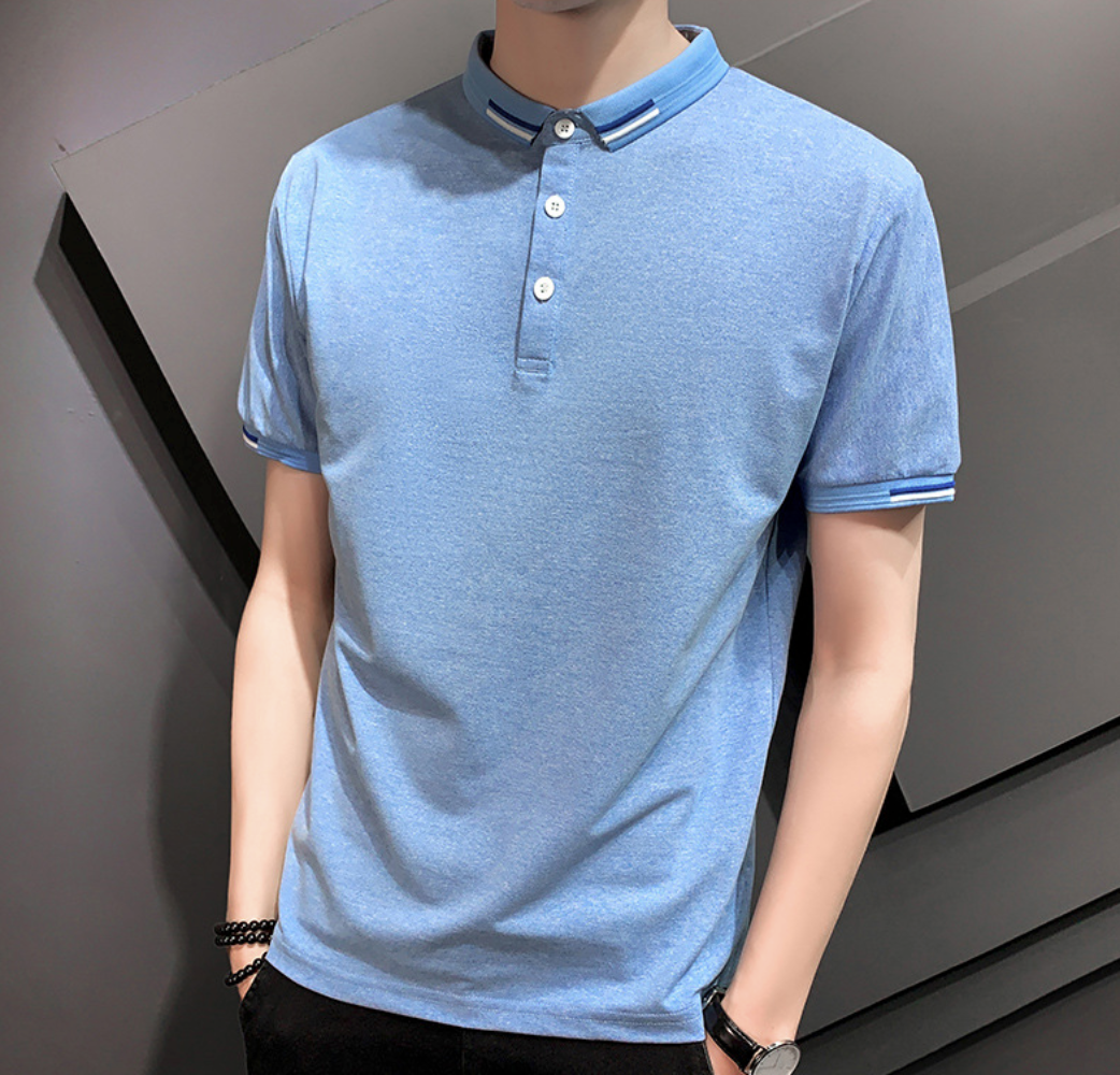 Short-Sleeved Polo Shirt for Men with Distinctive Collar Embellishments
