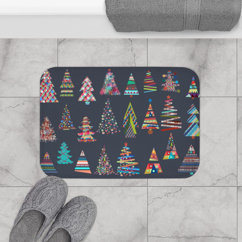 Festive Bath Mat for Home Accents: Christmas Tree Design
