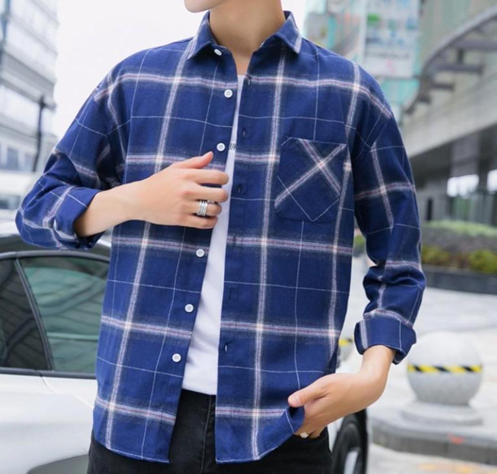 Casual Plaid Button-Front Shirt for Men in Black