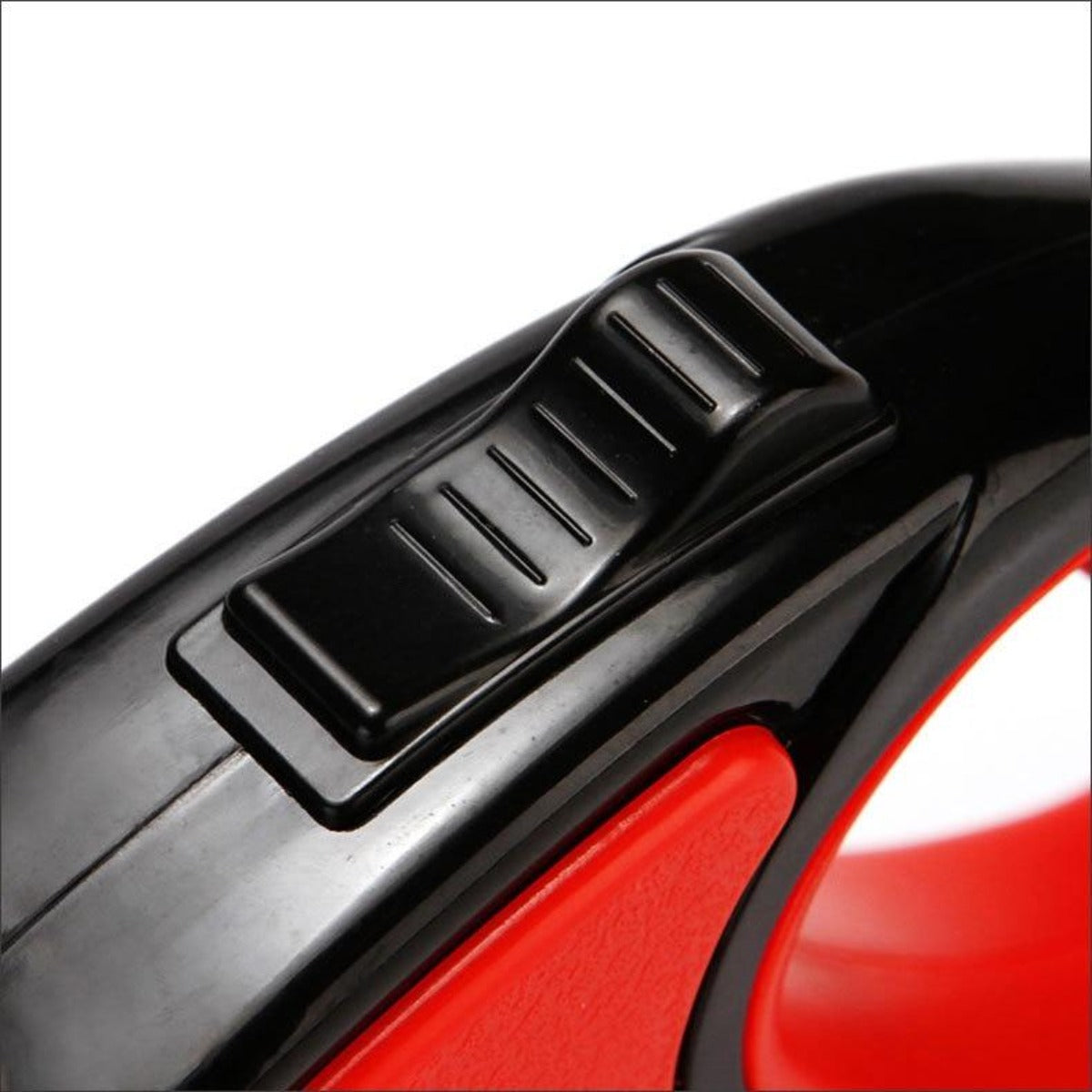 5-Meter Long Retractable Leash for Dogs made of Nylon
