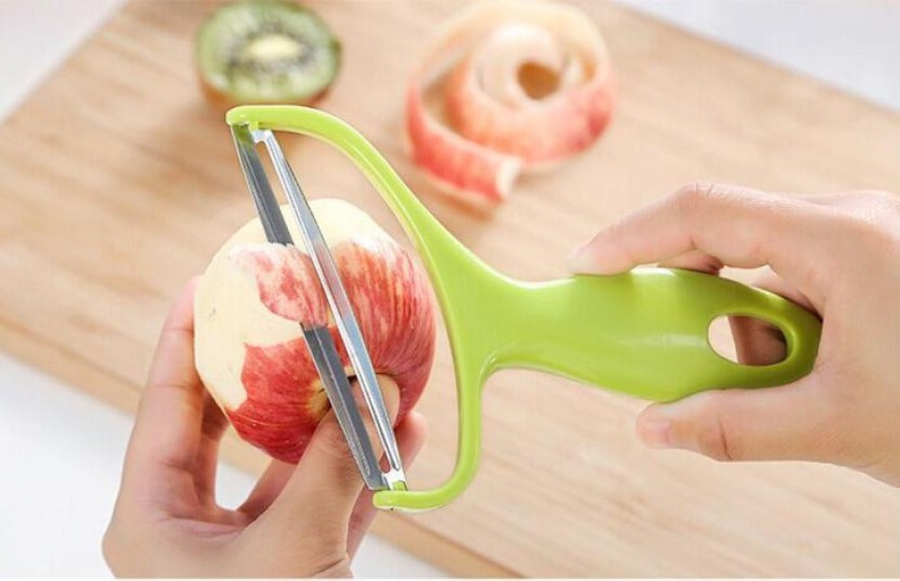 3 Piece Set of Peelers for Fruits and Vegetables