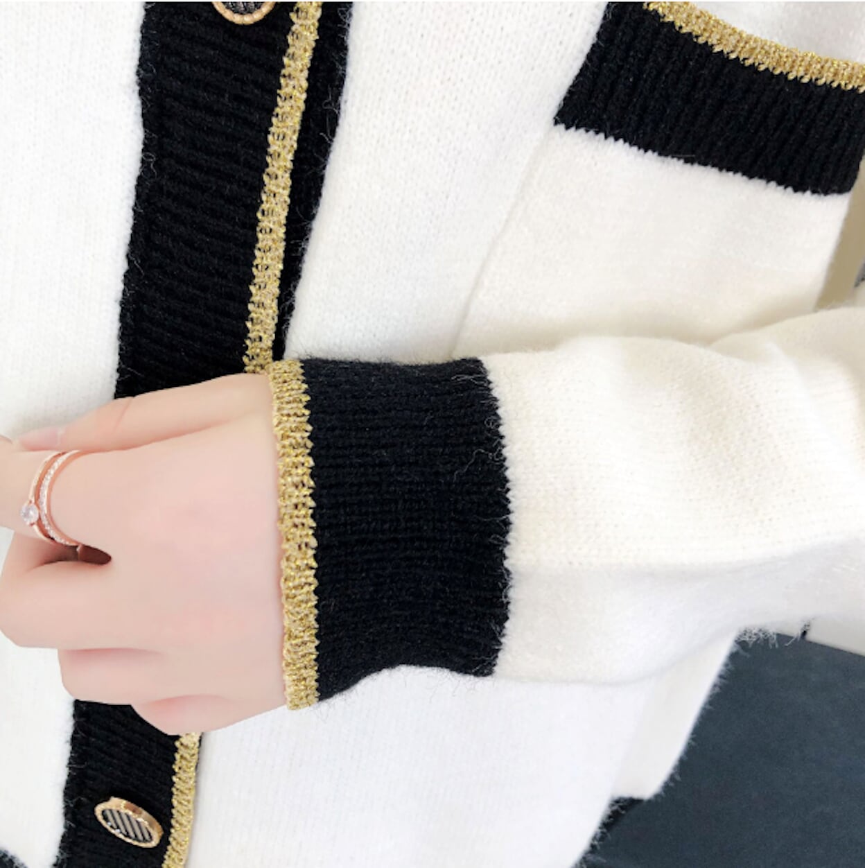 Two Tone Women's Button-Up Cardigan - Clarifying the Essence of the Product while Distinguishing It from the Original