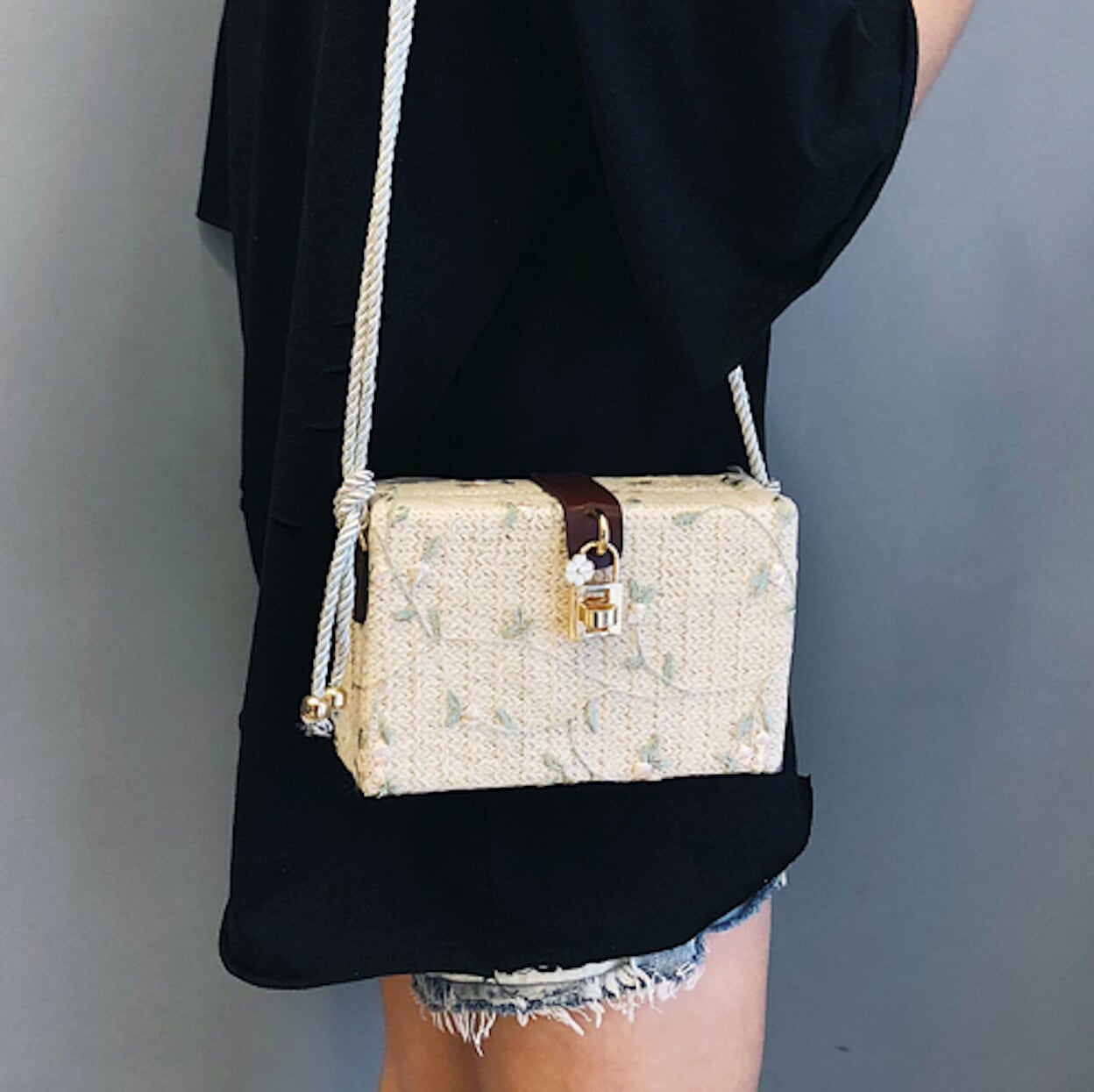 Straw Shoulder Bag with Floral Print