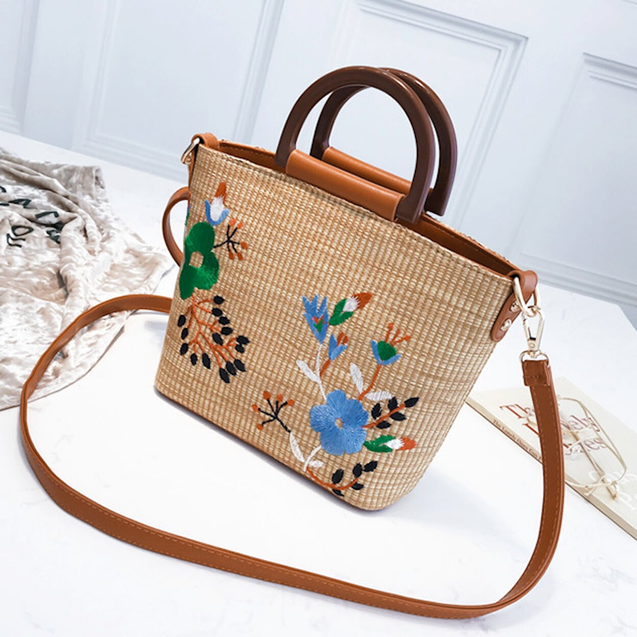 Straw Crossbody Bag with Beautiful Embroidery