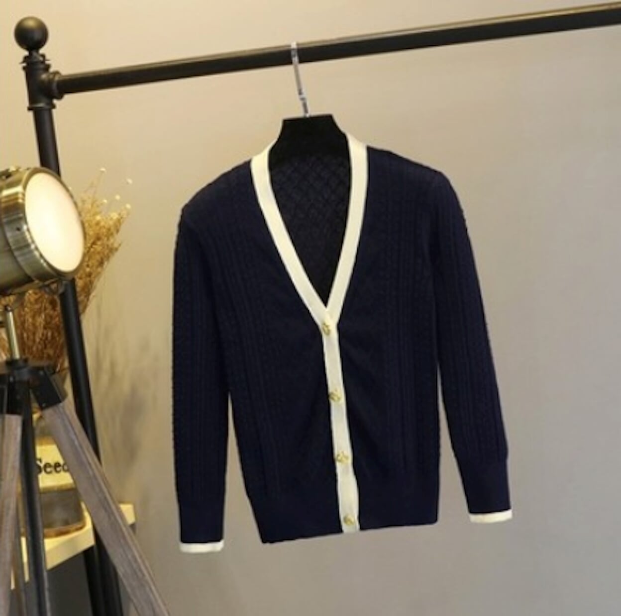 Two-Tone Cropped Cable Knit Cardigan for Women