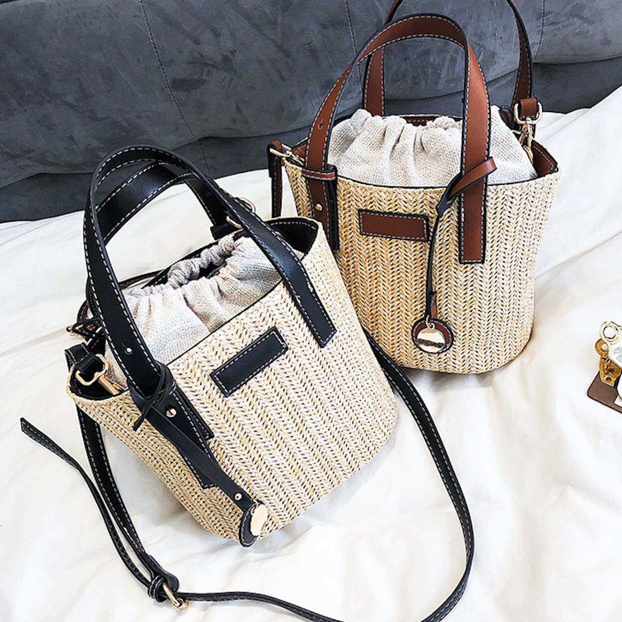 Vegan Leather Handled Straw Shoulder Bag