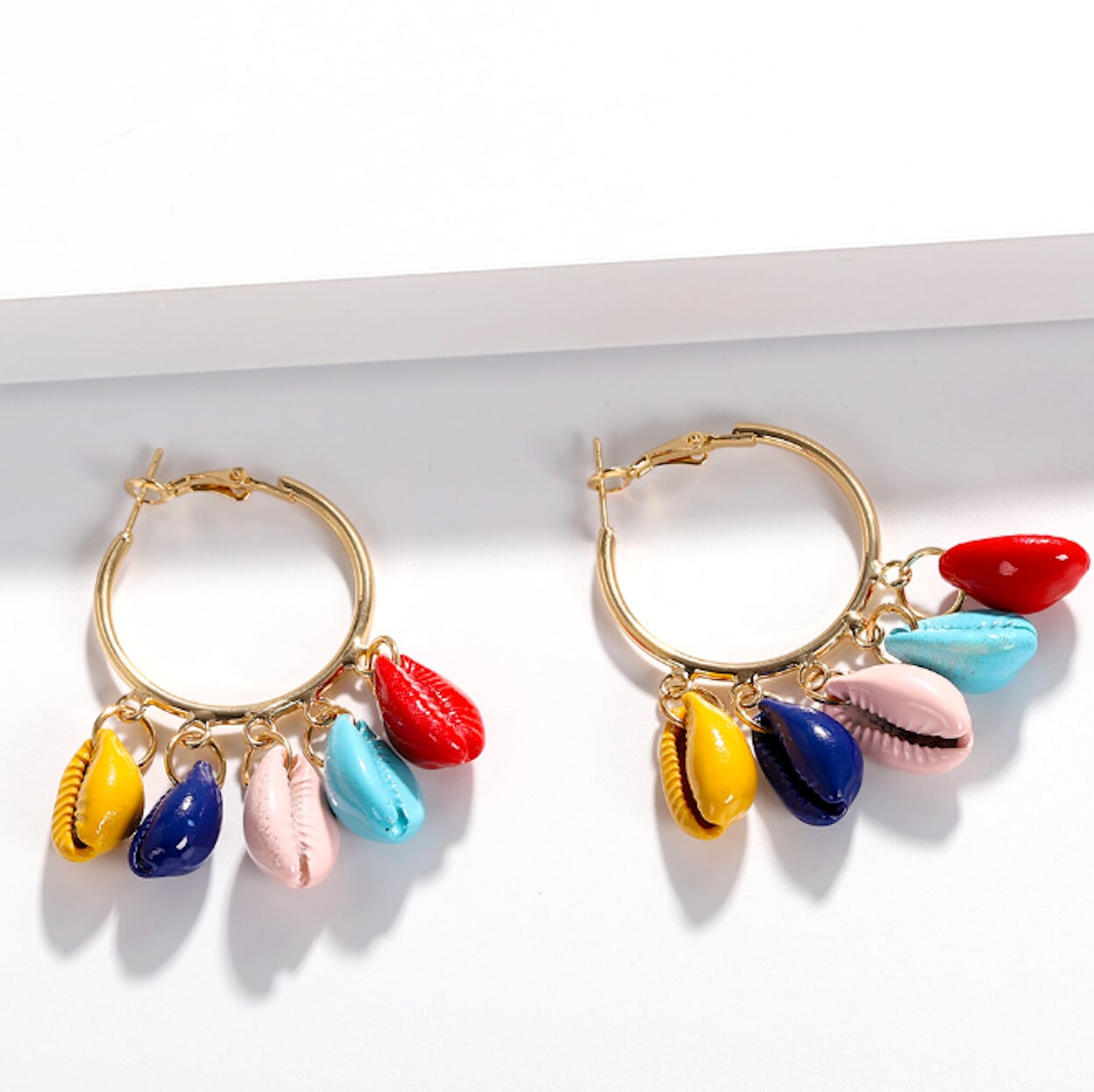 Vibrant Shell Circle Earrings