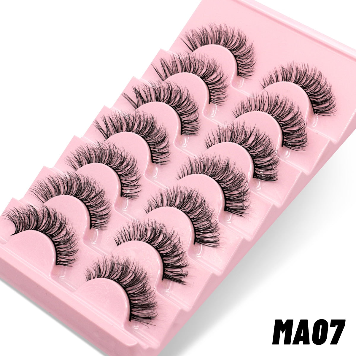 Fluttery Falsies Fit for a Queen