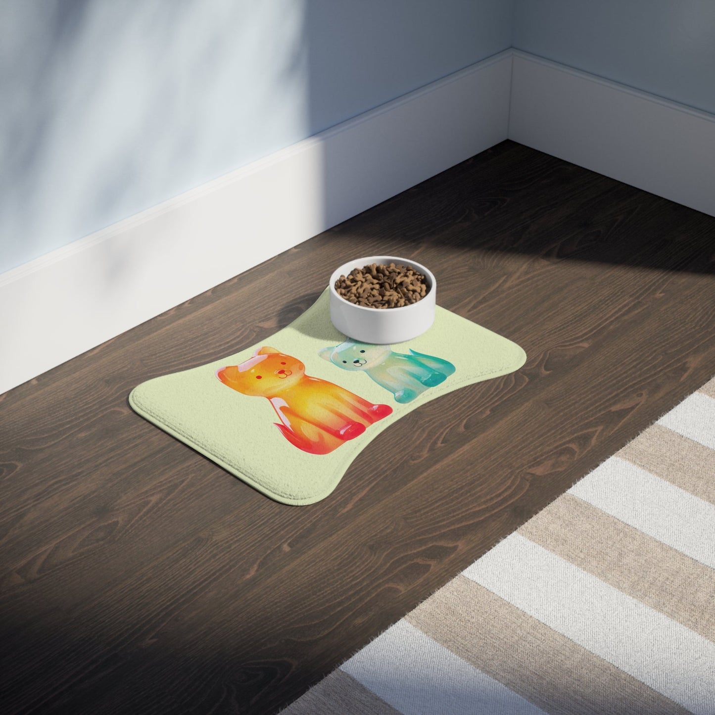 Pet Feeding Mats in 3 Different Sizes Featuring Gummy Dogs Design