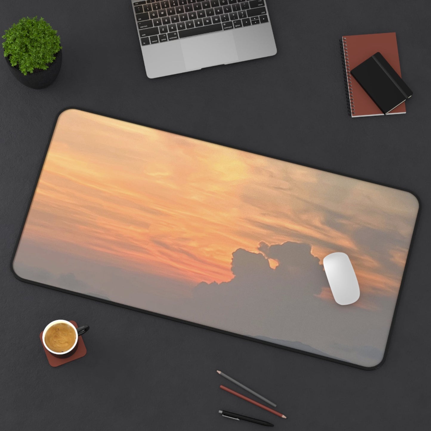 Horizon Golden Desk Mat