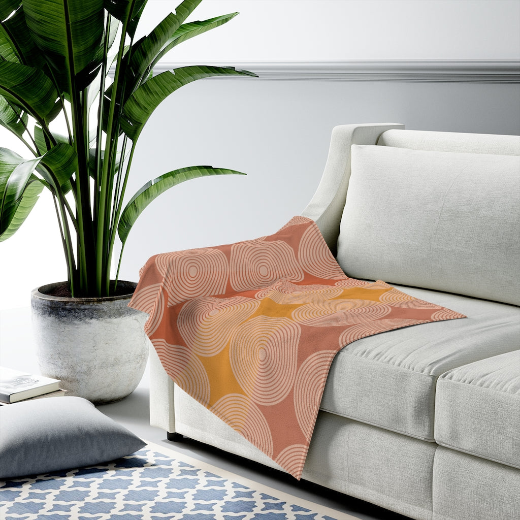Plush Throw Blanket with Abstract Circle Design