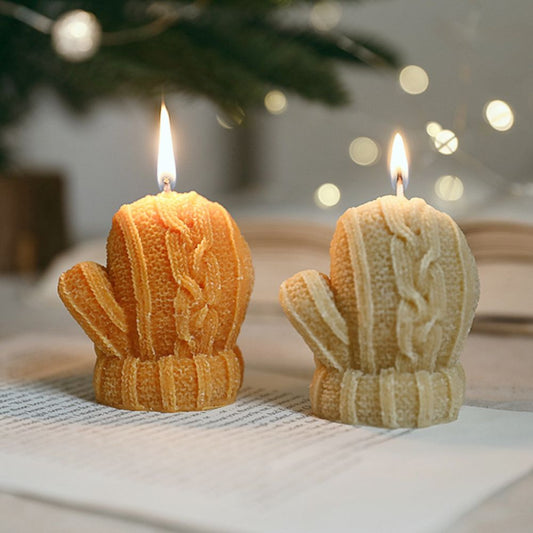 4-Piece Set of Seasonal Candle-Decorated Gloves for Winter