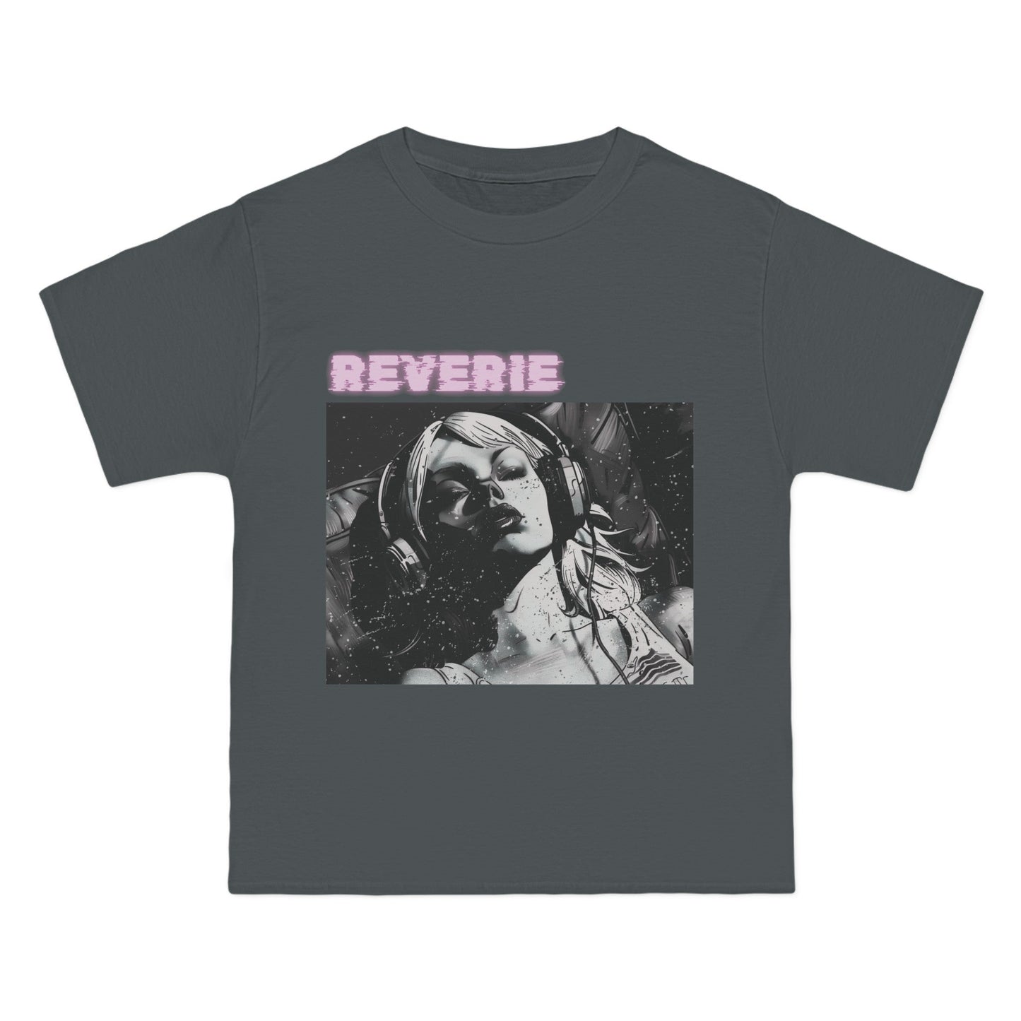 Oversize T-Shirt with a Retro Vibe