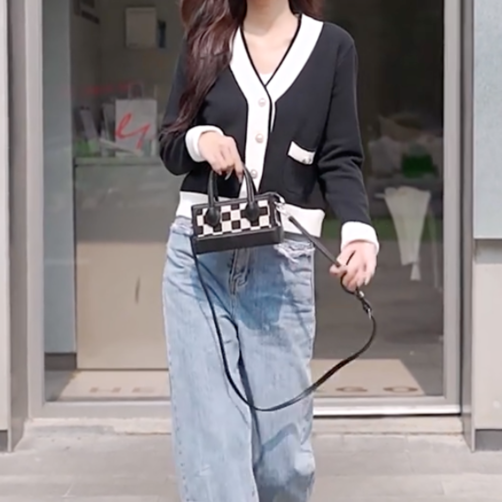 Women's V-Neck Contrast Sleeve Cardigan