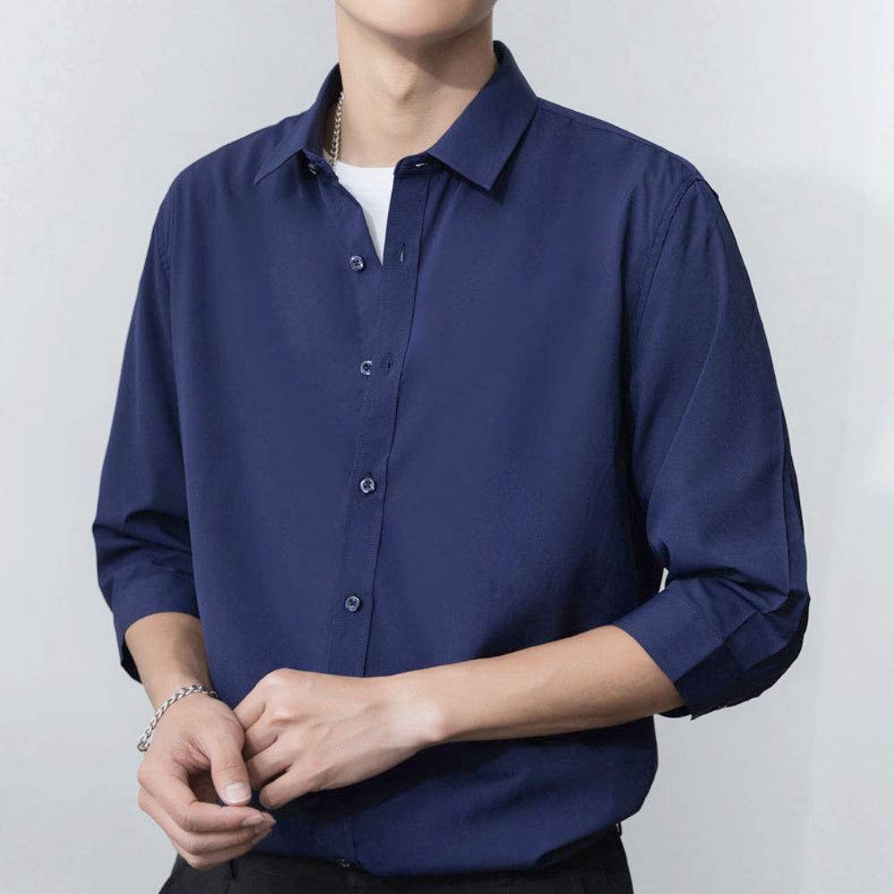 Button-Up Shirt for Men with Three-Quarter Sleeves