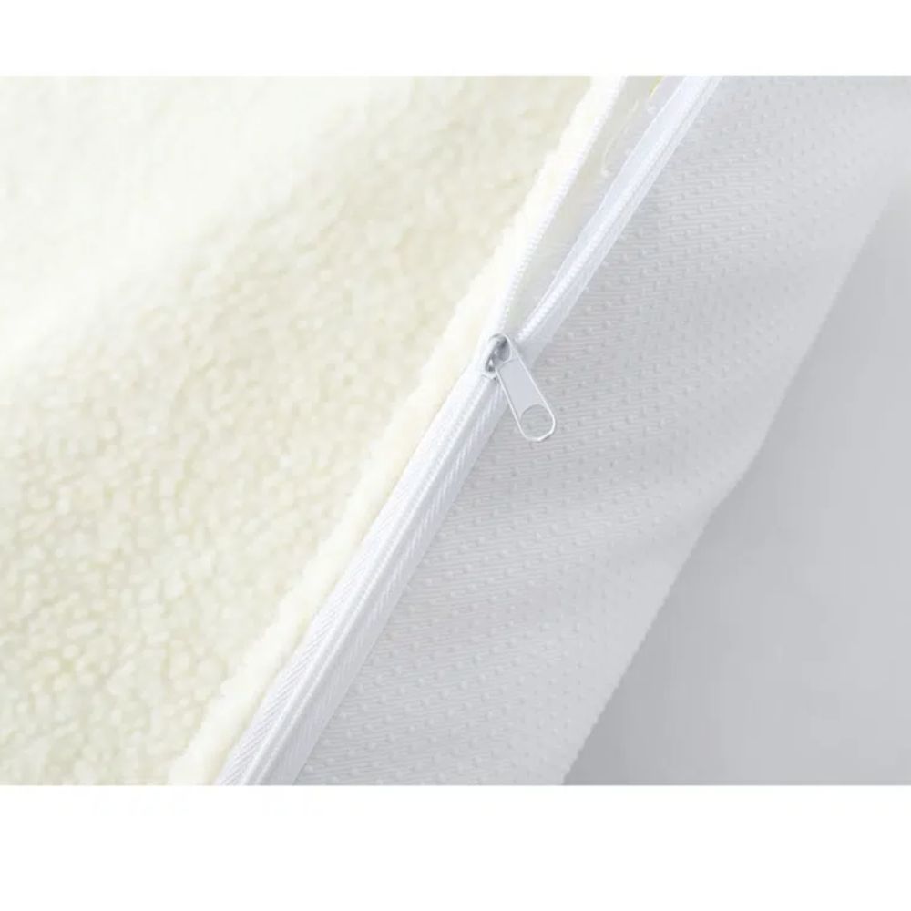 Self-Heating Cozy Pet Blanket