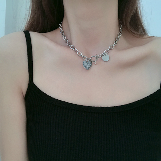 Women's Heart-Shaped Pendant Chain Necklace with an Expression of Deeper Affection