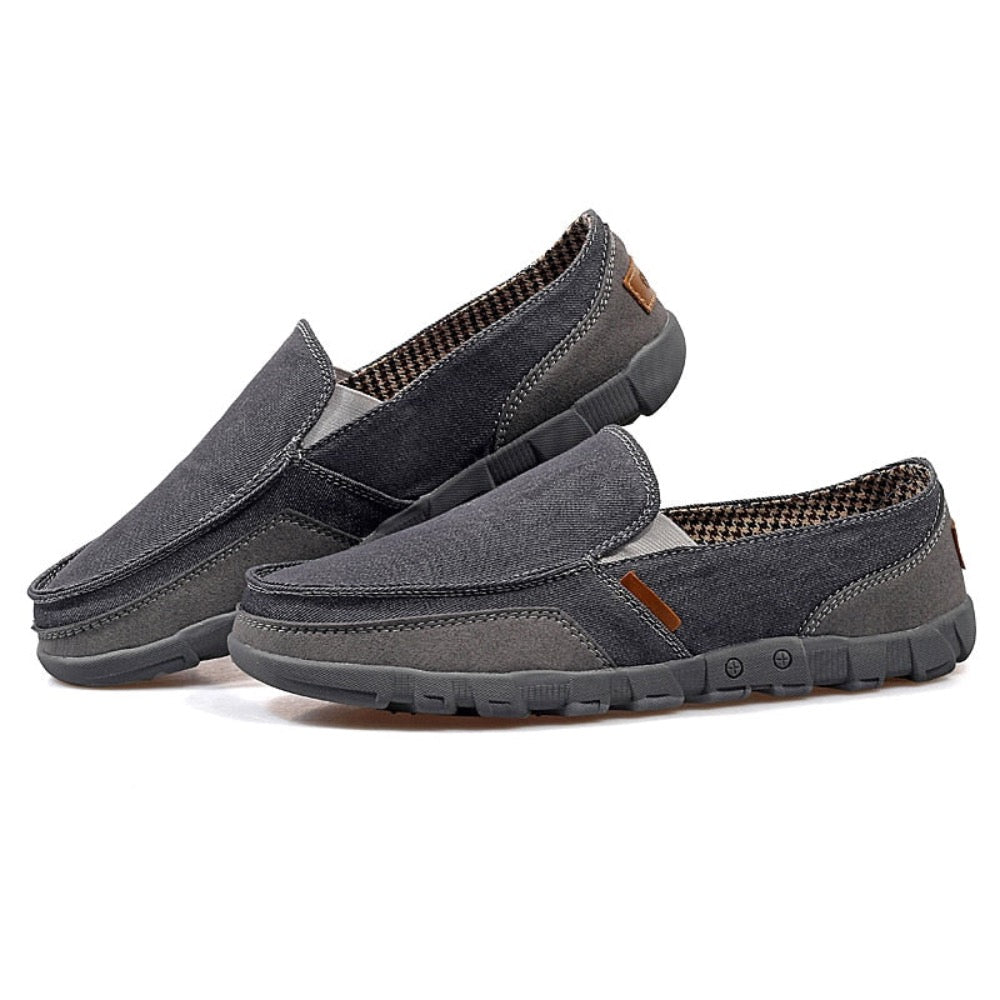 Daily Canvas Shoes for Men - A Casual and Stylish Choice for Everyday Wear