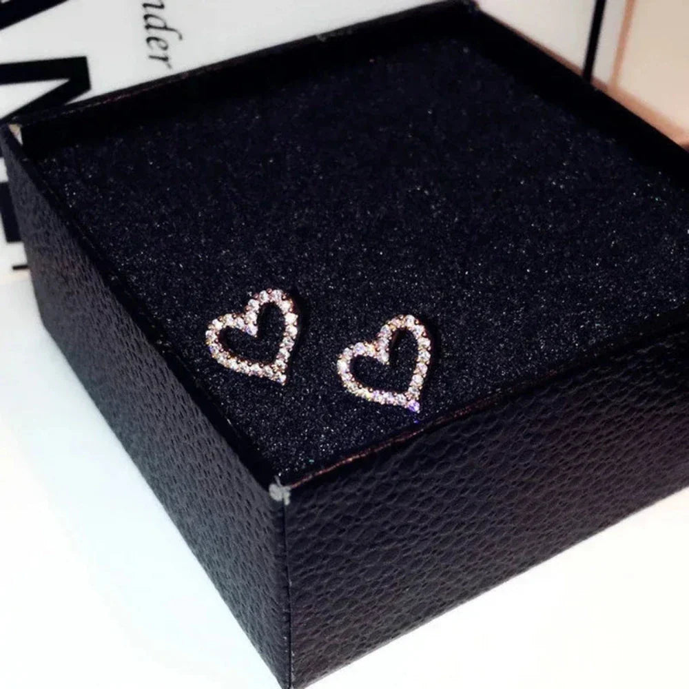 Heart-shaped Sparkling Stud Earrings