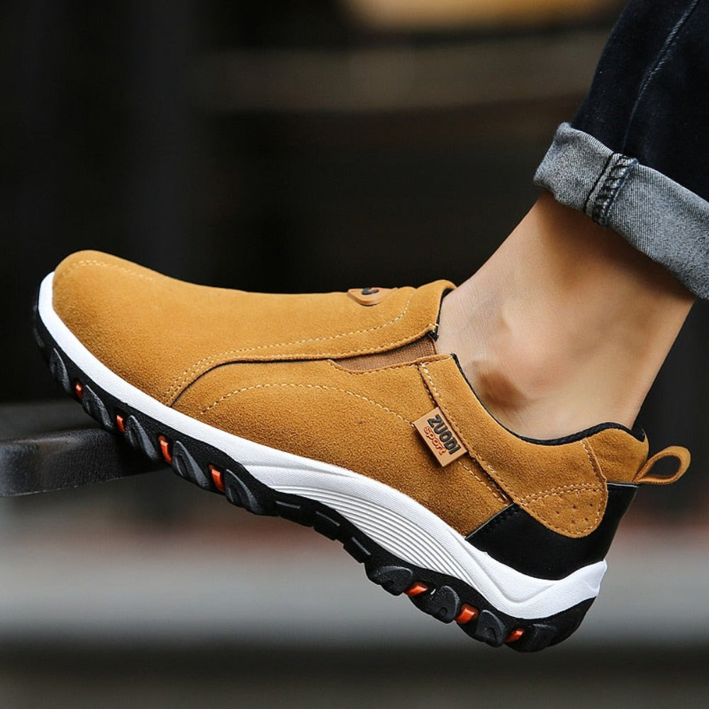 Casual Footwear for Men's Everyday Strolls