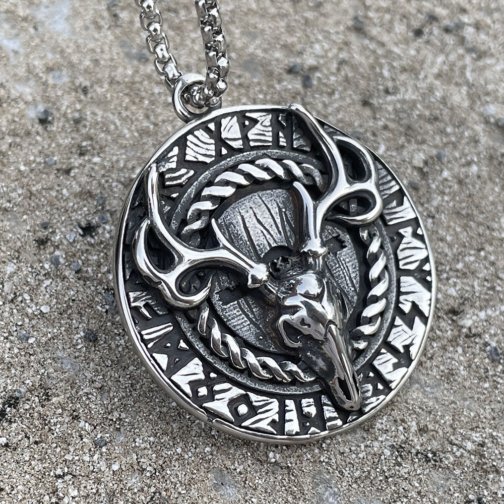 Antler Pendant Necklace with a Bold and Unique Design