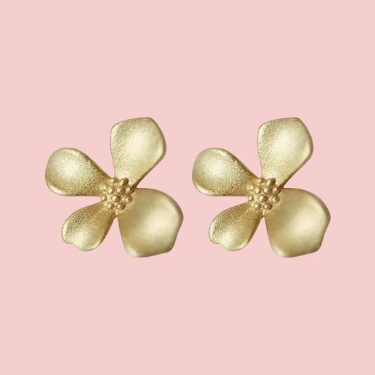 Floral Stud Earrings for a Subtle and Elegant Look