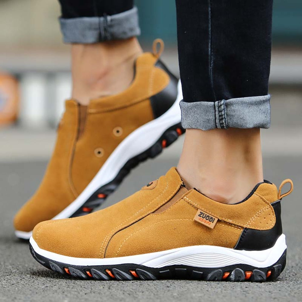 Casual Footwear for Men's Everyday Strolls
