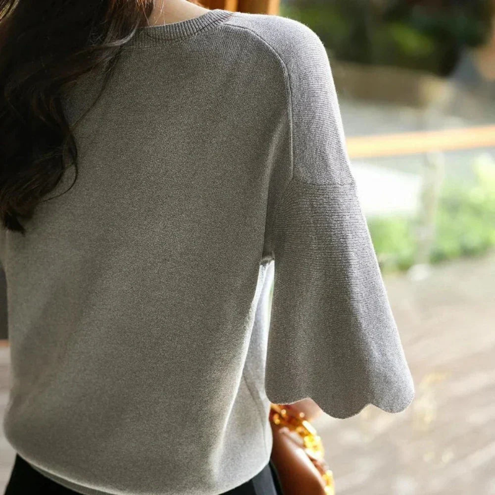 Lightweight Women's Knit Top with a Relaxed Fit
