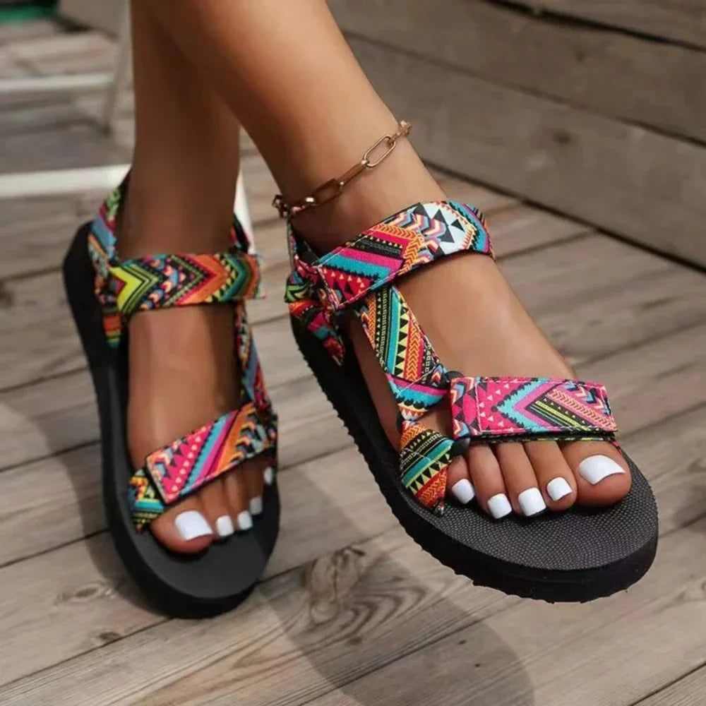 Colorful Flat Sandals for Women's Summer Wear