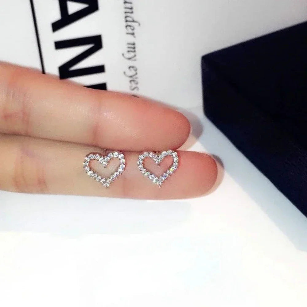 Heart-shaped Sparkling Stud Earrings