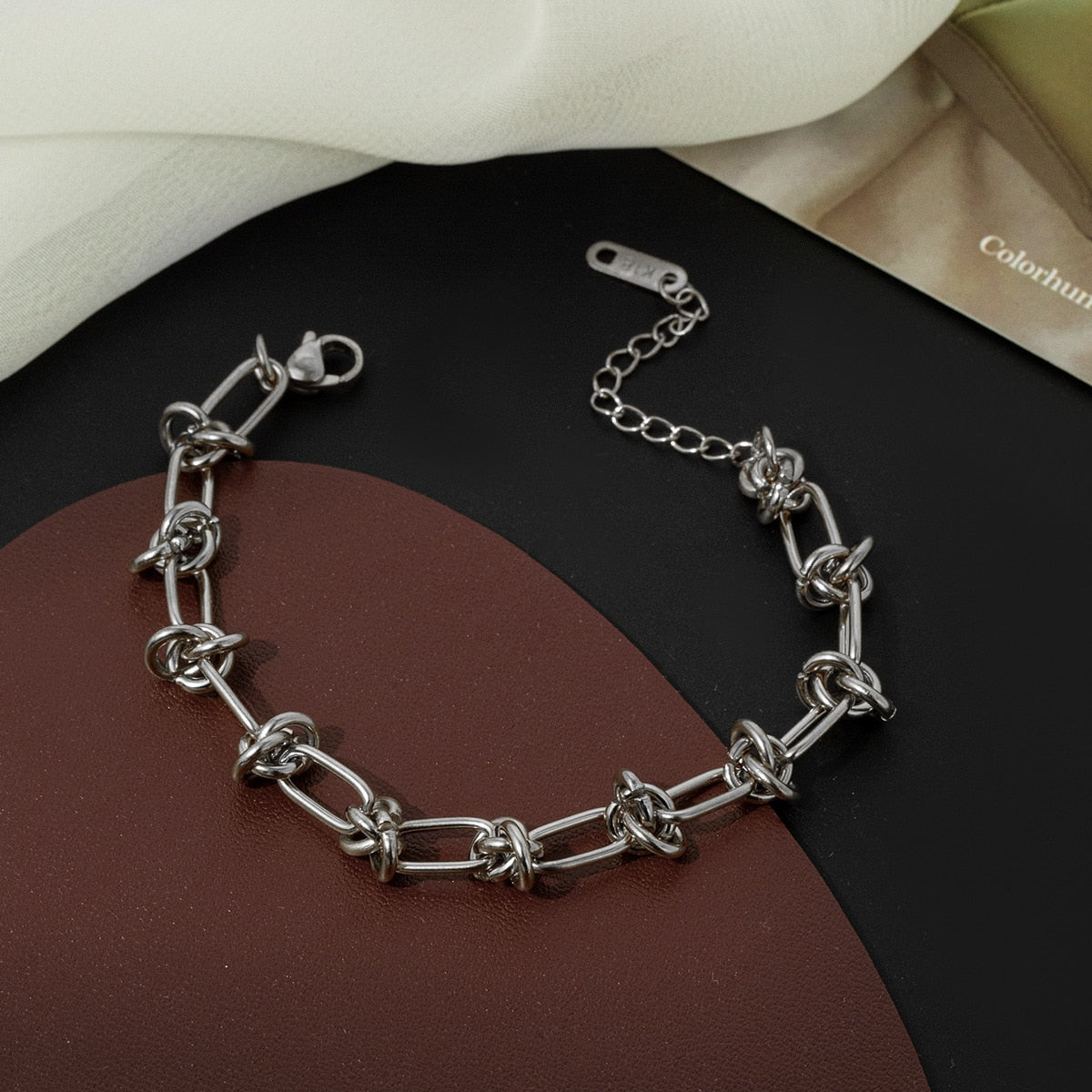 Knot-Embellished Chain Link Bracelet