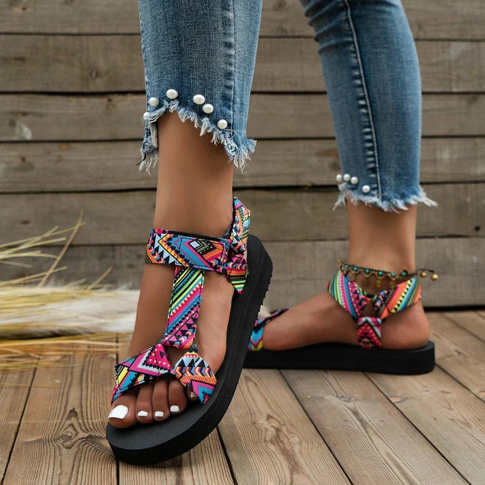 Colorful Flat Sandals for Women's Summer Wear