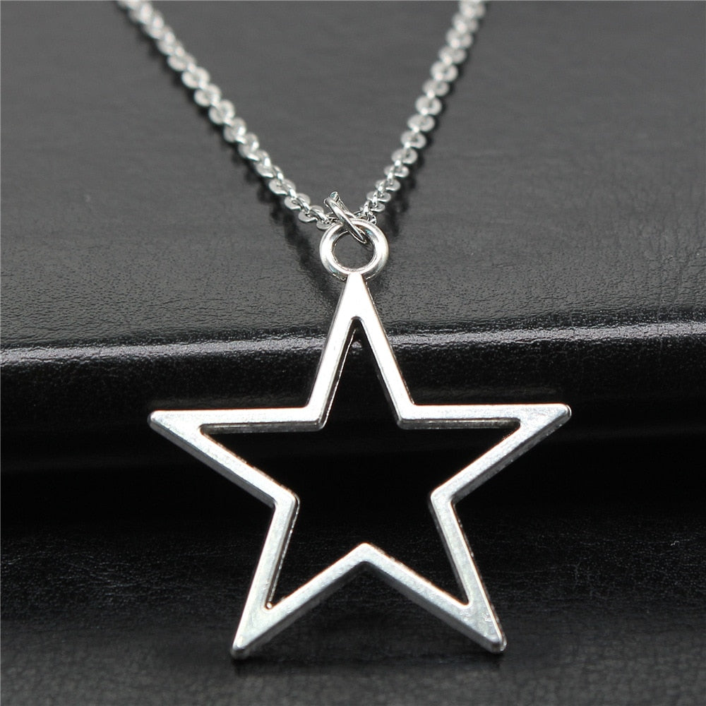 Star-Shaped Open Pendant Necklace