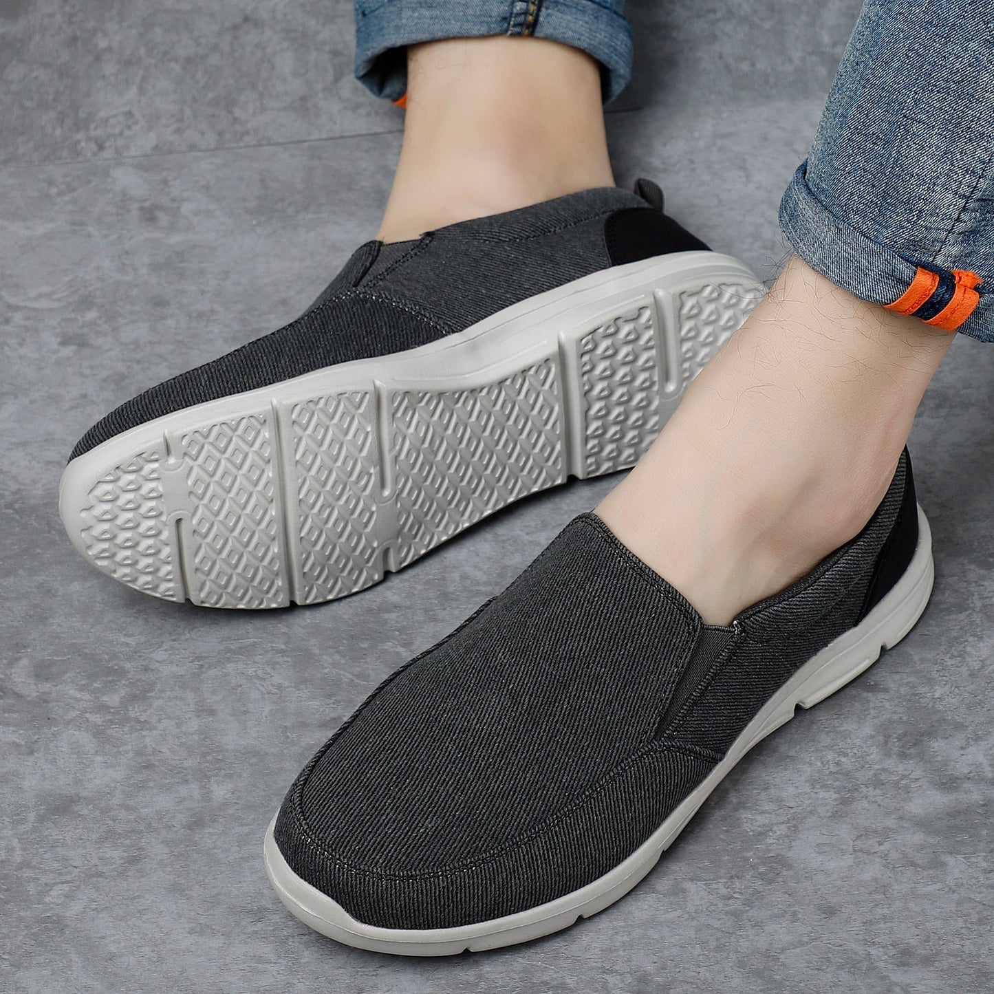 Breathable Men's Walking Shoes