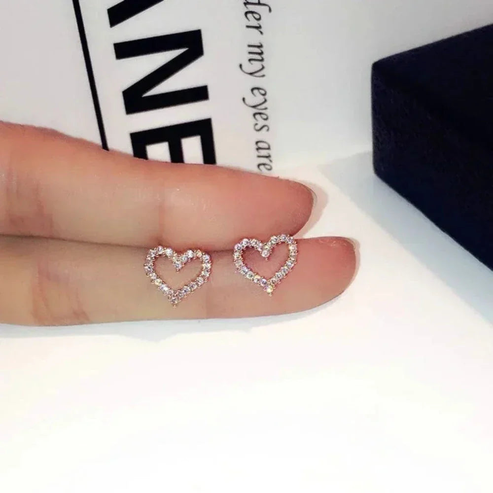 Heart-shaped Sparkling Stud Earrings