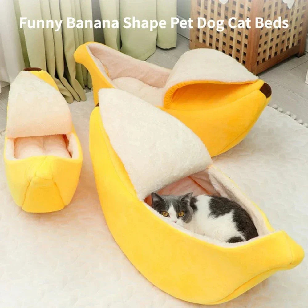 Pet Bed with a Banana Motif