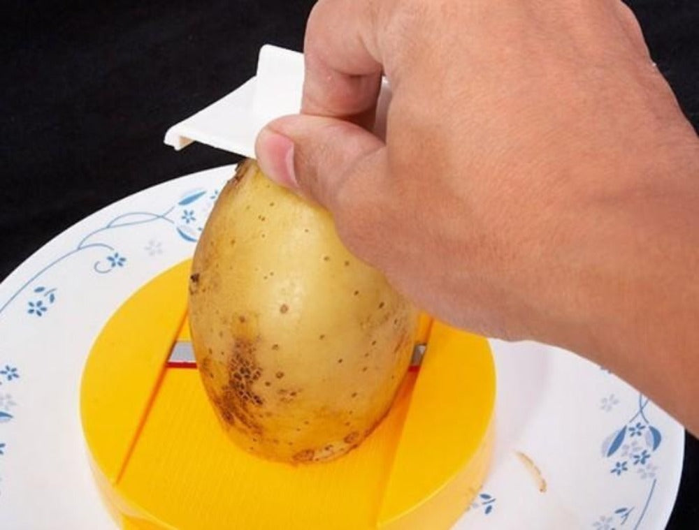 Set of 2 Microwaveable Potato Chip Makers, Convenient for Microwave Use