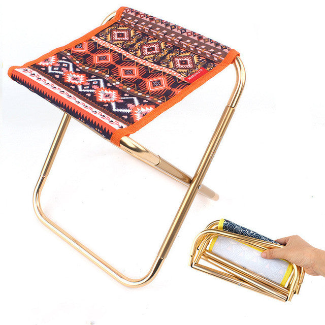 Foldable pocket chair